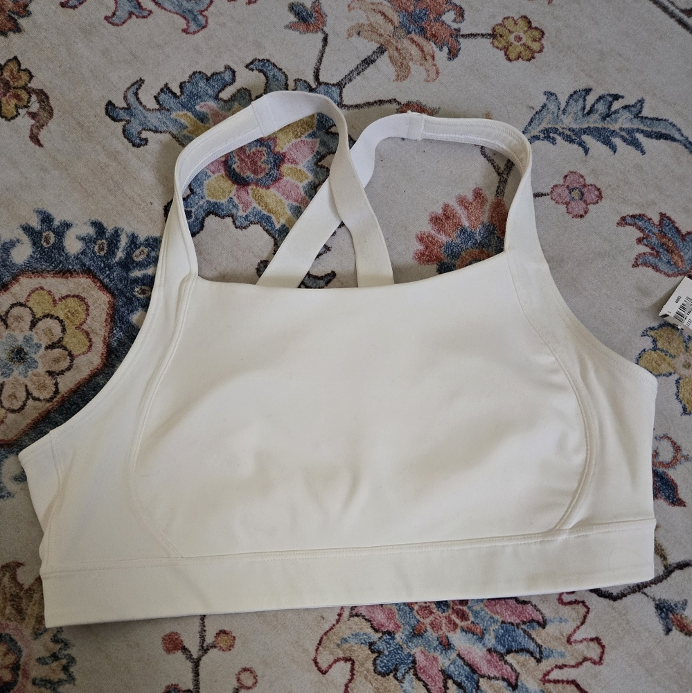 NWT Women's Old Navy Cream Sports Bra